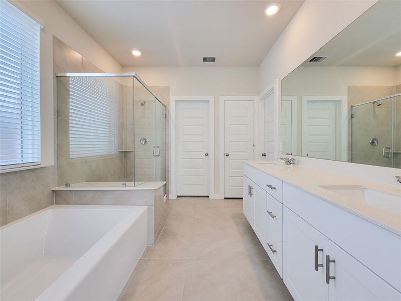 Furnished interior view inside a new home in Creekside Farms, Richmond (Image 30).