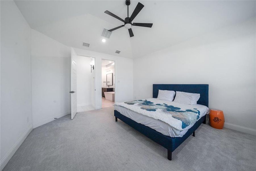 Furnished interior view inside a new home in , Frisco (Image 14).