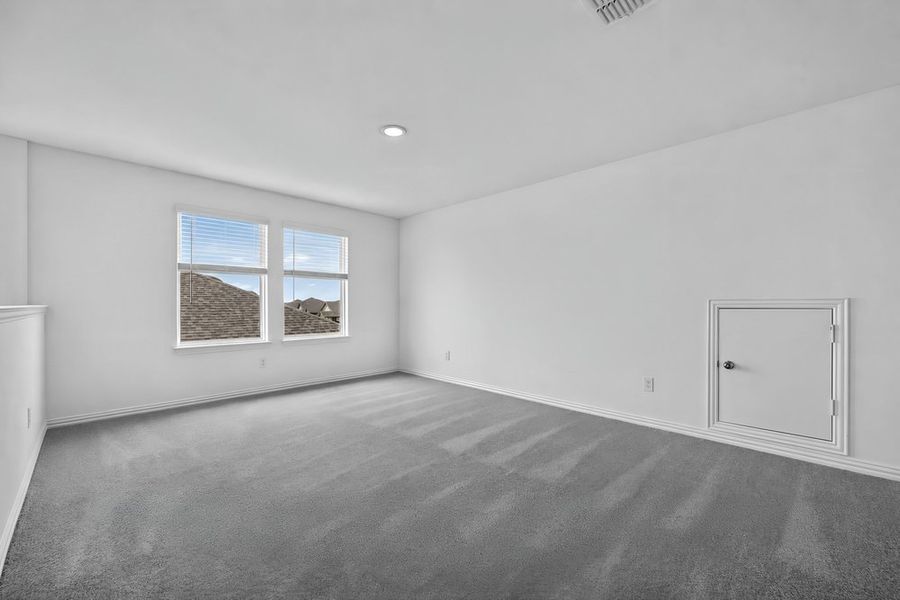 Spacious, unfurnished interior of a new home in River Ridge, Crandall (Image 34).