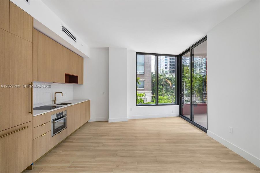 Image 36 of a home in .