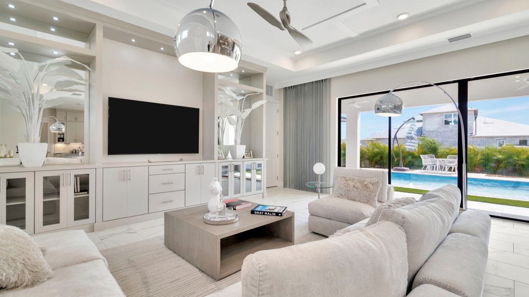 Representative furnished interior of a home built from the Grand Osprey by DRB Homes in Eagles Cove at Mirada, San Antonio (Image 24). Representative furnished interior of a home built from the Grand Osprey by DRB Homes in Eagles Cove at Mirada, San Antonio (Image 24).