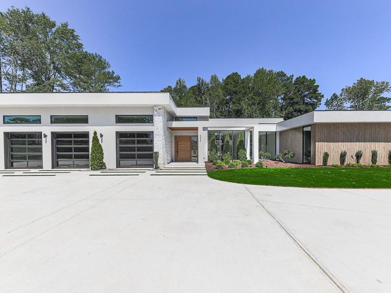 Front exterior of a new home in , Marietta, GA, highlighting curb appeal (Image 30). Front exterior of a new home in , Marietta, GA, highlighting curb appeal (Image 30).
