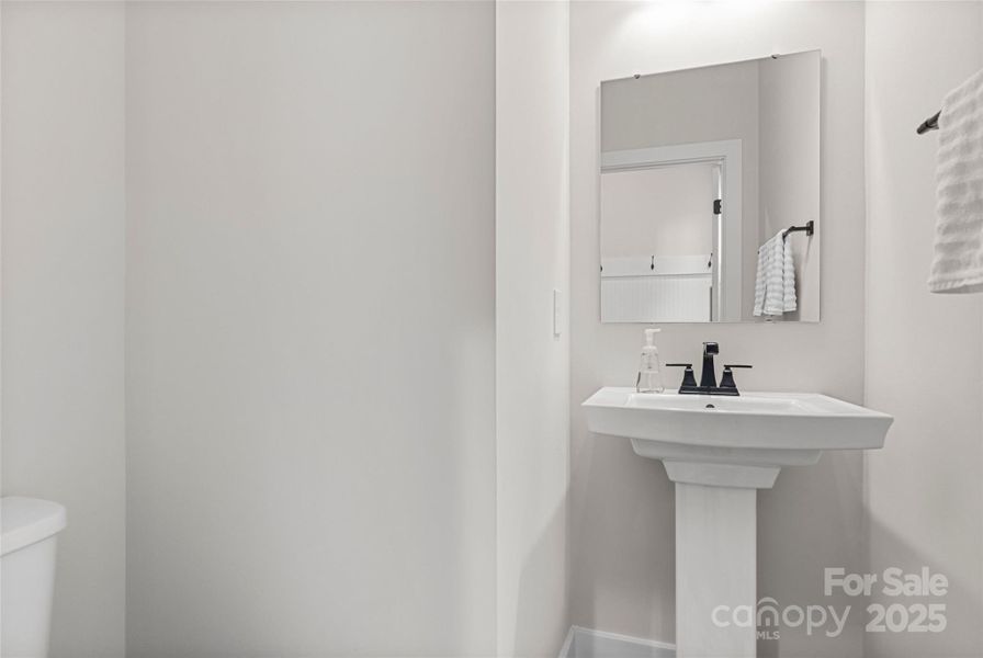 Image 37 of a home in .