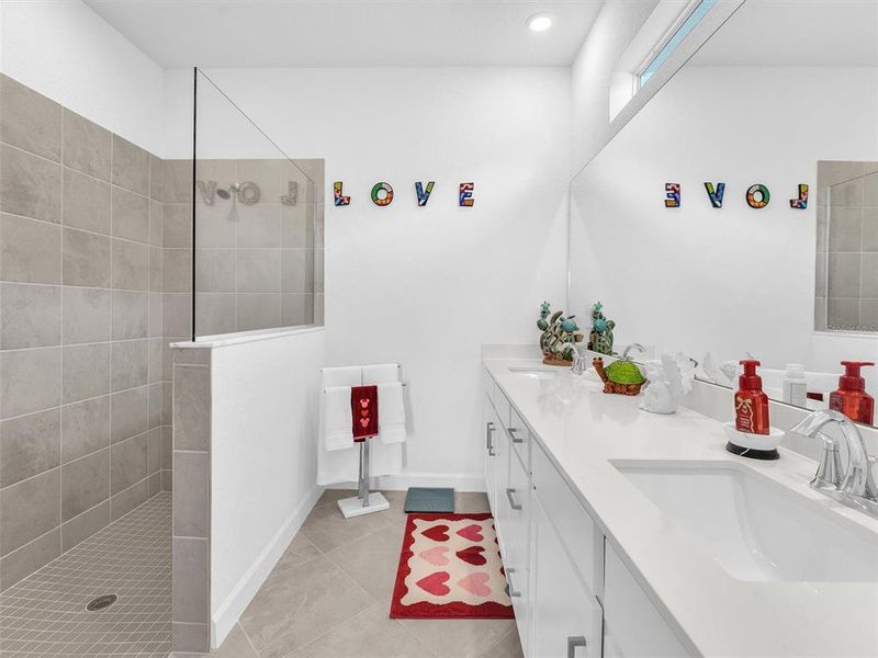 Furnished interior view inside a new home in , Port Charlotte (Image 14).