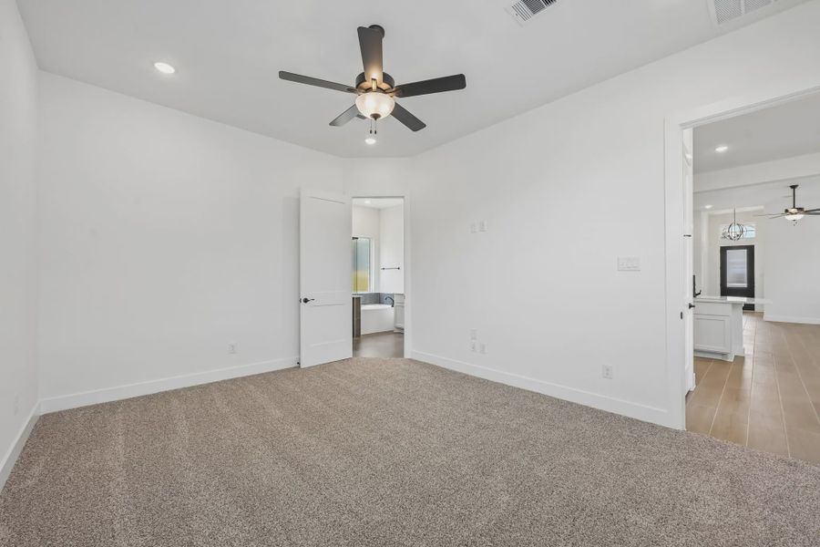 Spacious, unfurnished interior of a new home in Briarwood, Elgin (Image 28). Spacious, unfurnished interior of a new home in Briarwood, Elgin (Image 28).