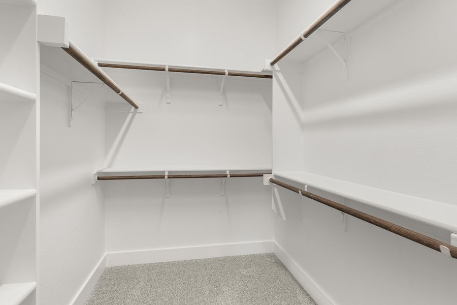 Spacious, unfurnished interior of a new home in Nelson Lake Estates, Rockwall (Image 24). Spacious, unfurnished interior of a new home in Nelson Lake Estates, Rockwall (Image 24).