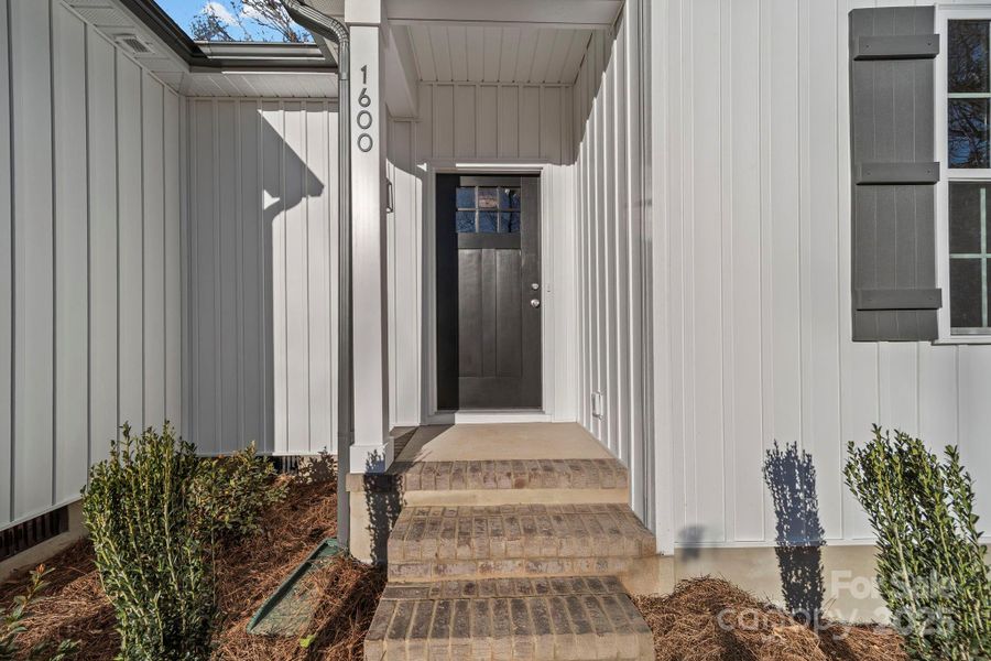 Exterior details and patio area of a home in , Monroe (Image 3).