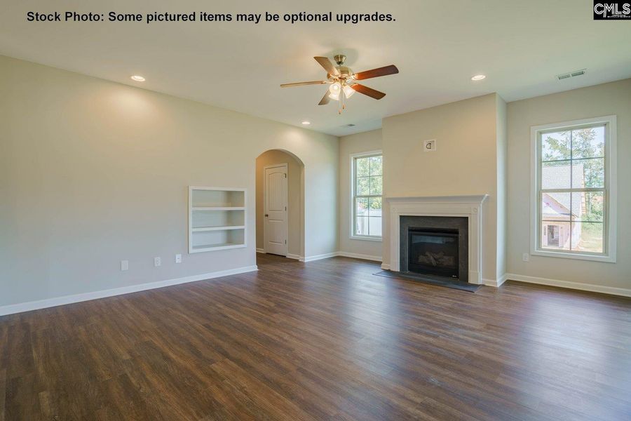 Spacious, unfurnished interior of a new home in Cottages at Roofs Pond, West Columbia (Image 14).