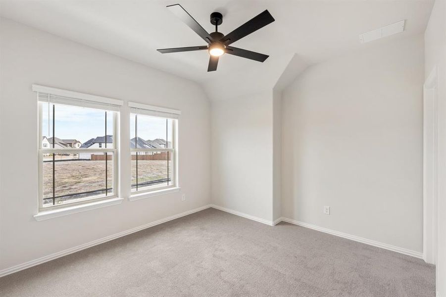 Spacious, unfurnished interior of a new home in Sonoma Verde, McLendon-Chisholm (Image 37).