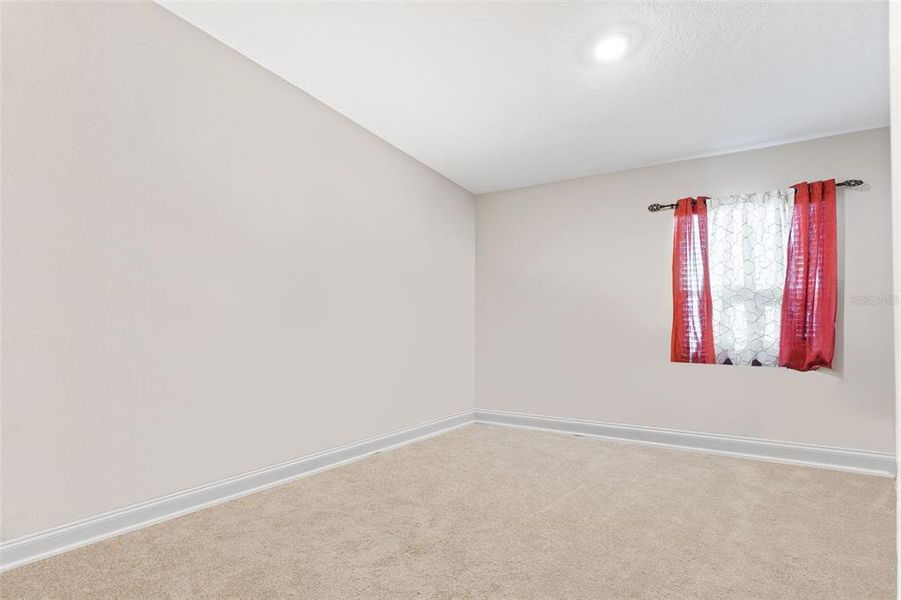 Spacious, unfurnished interior of a new home in Sawmill Branch, Palm Coast (Image 19).