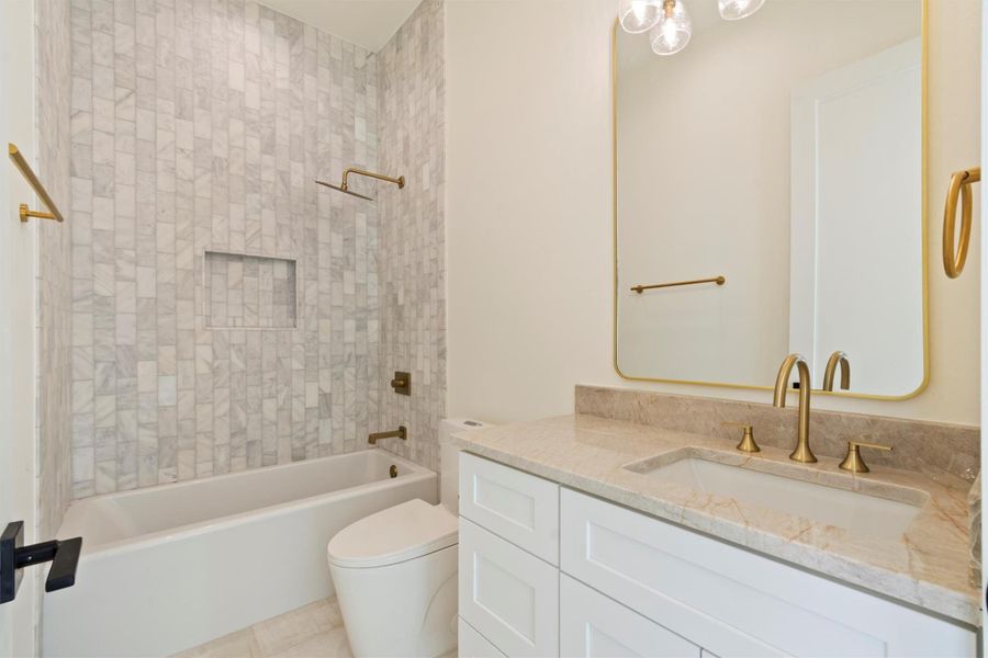 Guest Bathroom Guest Bathroom