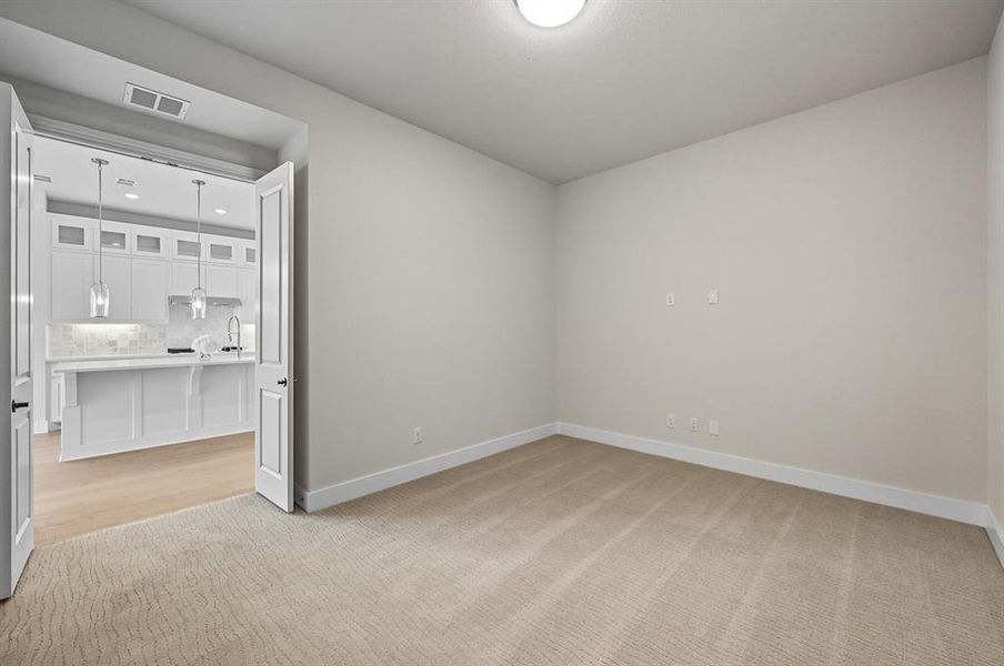 Entertainment Room Entertainment Room