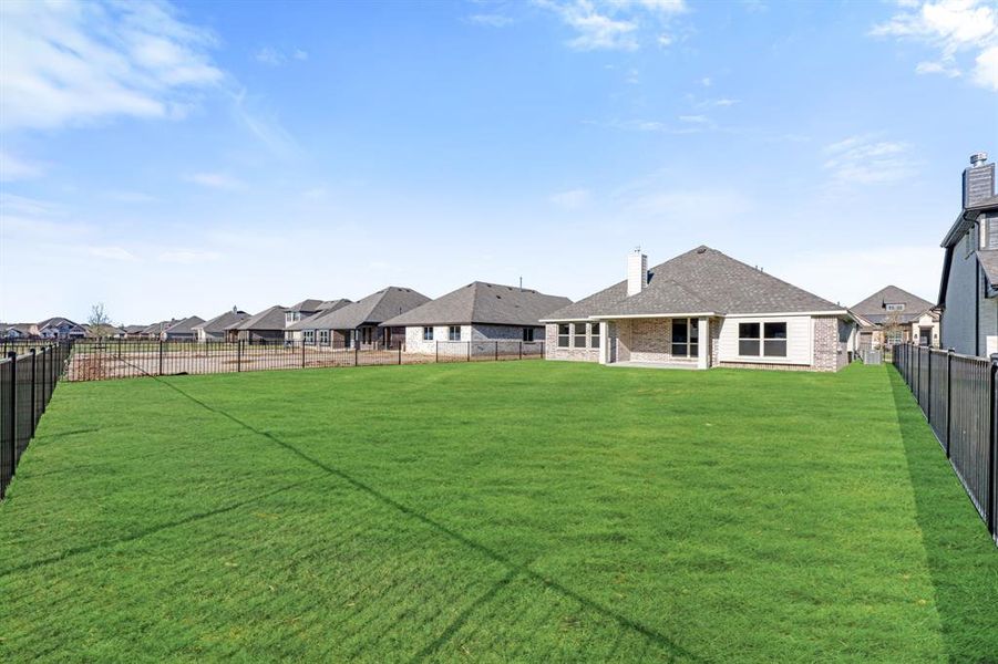 Exterior details and patio area of a home in Abe's Landing, Granbury (Image 20). Exterior details and patio area of a home in Abe's Landing, Granbury (Image 20).