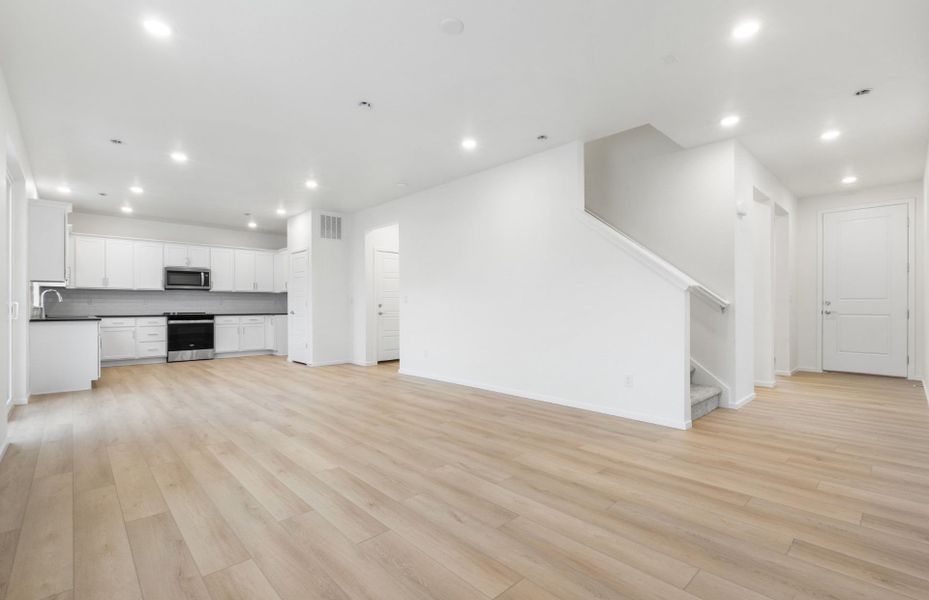 Spacious, unfurnished interior of a new home in Wolf Creek Run West, Strasburg (Image 19). Spacious, unfurnished interior of a new home in Wolf Creek Run West, Strasburg (Image 19).