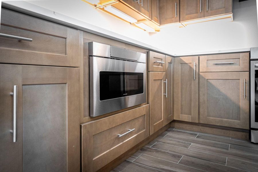 Furnished interior view inside a new home in , Fort Pierce (Image 10).