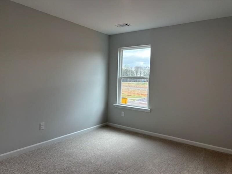 Spacious, unfurnished interior of a new home in Cedar Farms, Winder (Image 19).