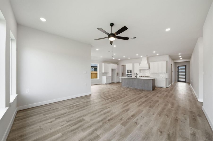 Spacious, unfurnished interior of a new home in The Highlands, Porter (Image 35).