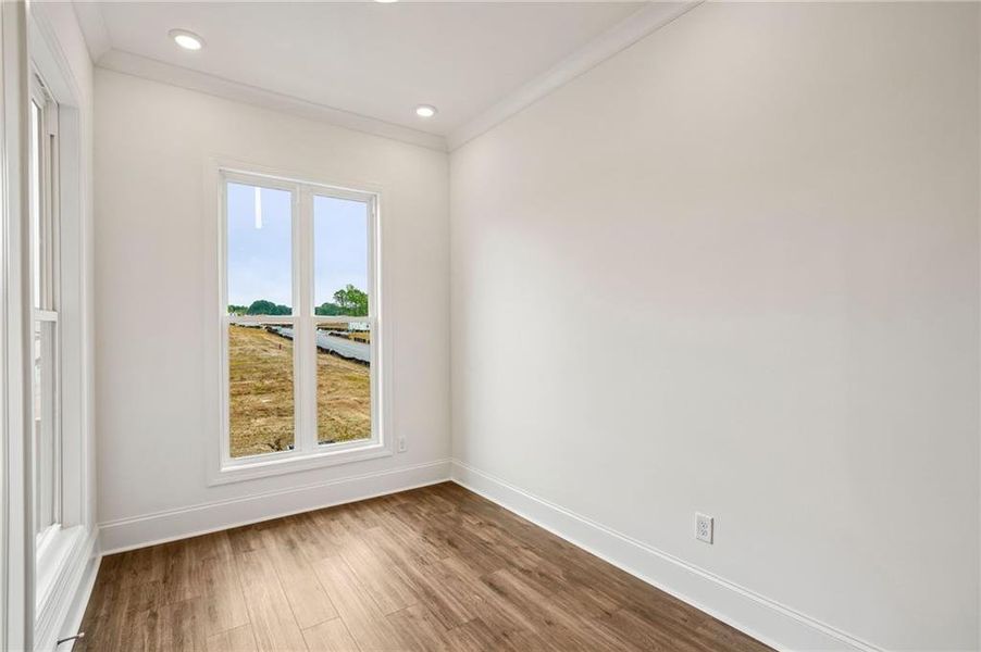 Spacious, unfurnished interior of a new home in Waterhaven, Cumming (Image 37).