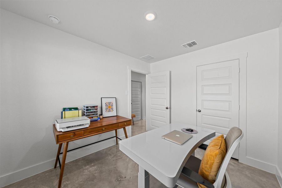 Furnished interior view inside a new home in , Troy (Image 12).