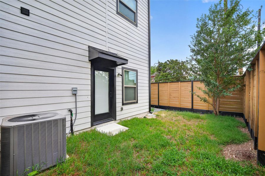 Exterior details and patio area of a home in , Houston (Image 32).