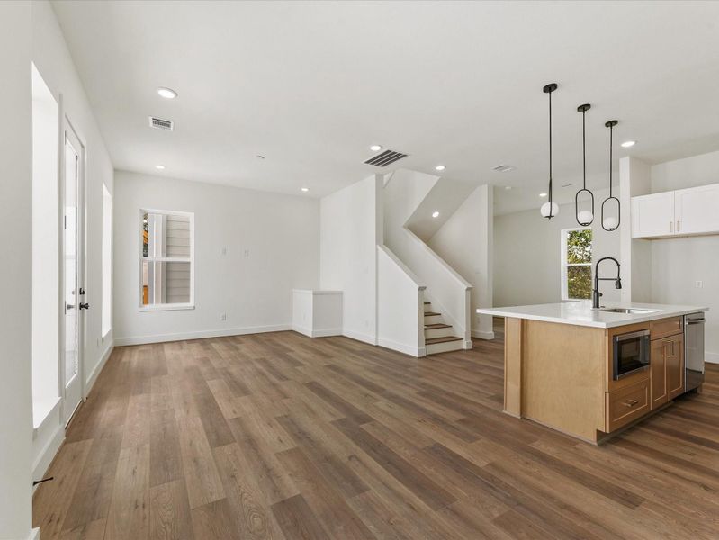 Spacious, unfurnished interior of a new home in , Houston (Image 20). Spacious, unfurnished interior of a new home in , Houston (Image 20).