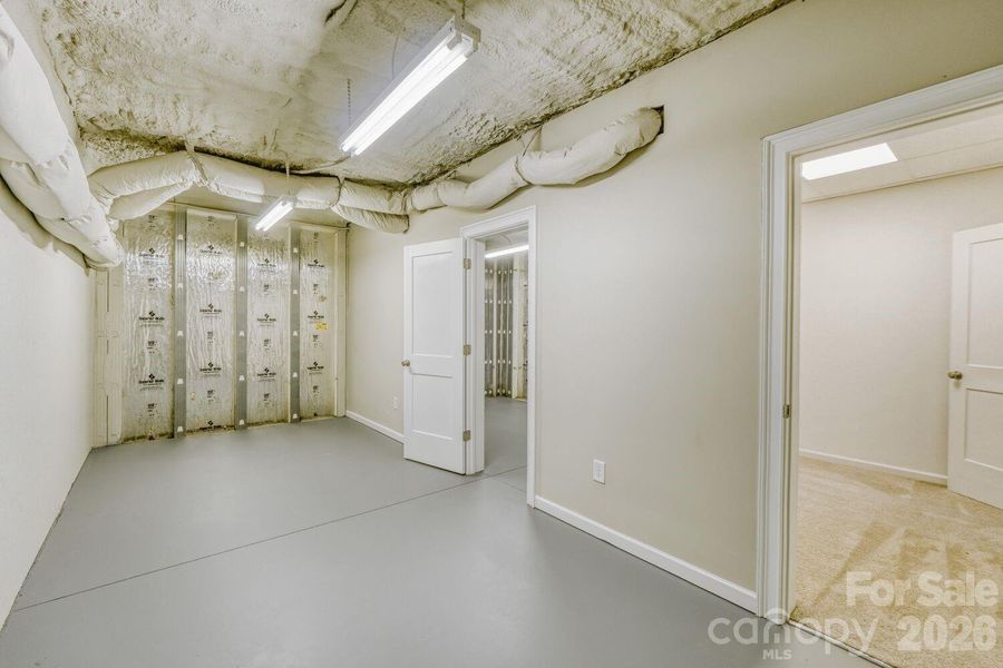 Spacious, unfurnished interior of a new home in , Concord (Image 15).