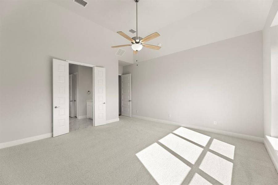 Spacious, unfurnished interior of a new home in River Ranch, Van Alstyne (Image 16). Spacious, unfurnished interior of a new home in River Ranch, Van Alstyne (Image 16).