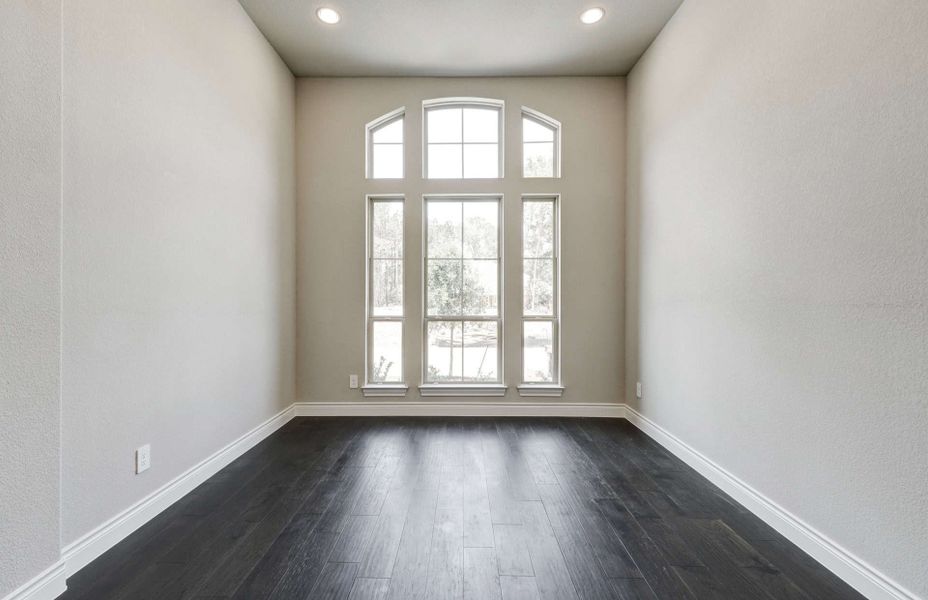 Representative unfurnished interior of a home built from the 2924 by Ravenna Homes in The Highlands 55′, Porter (Image 17). Representative unfurnished interior of a home built from the 2924 by Ravenna Homes in The Highlands 55′, Porter (Image 17).