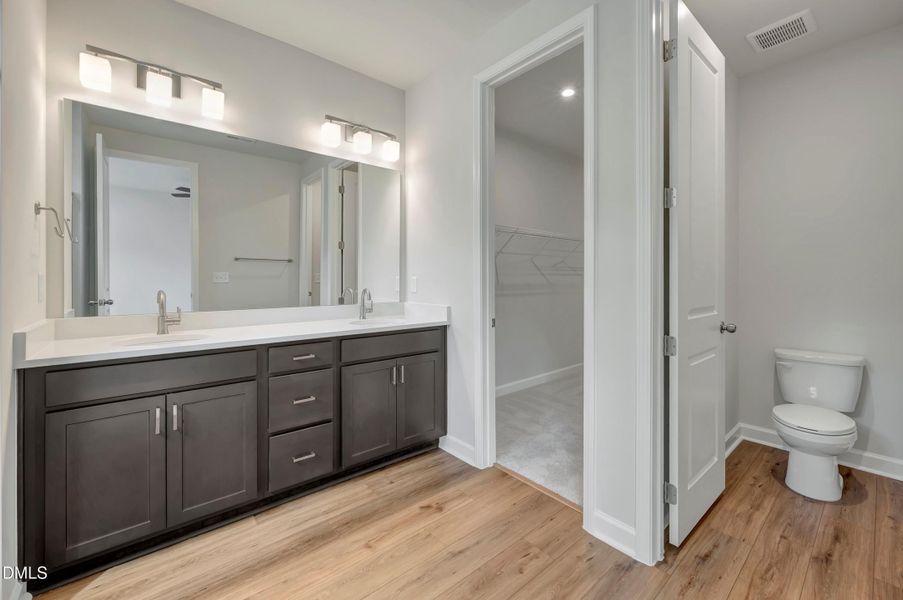 RAL_MewsatHoldingVillage_Wilson-MewsatHo RAL_MewsatHoldingVillage_Wilson-MewsatHo