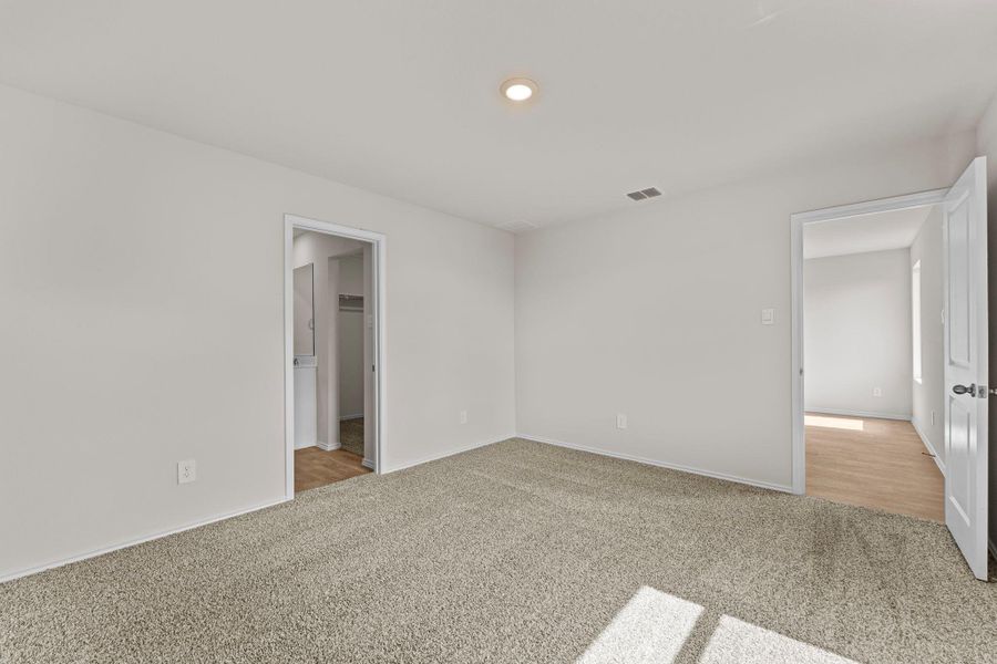 Spacious, unfurnished interior of a new home in , San Marcos (Image 22). Spacious, unfurnished interior of a new home in , San Marcos (Image 22).