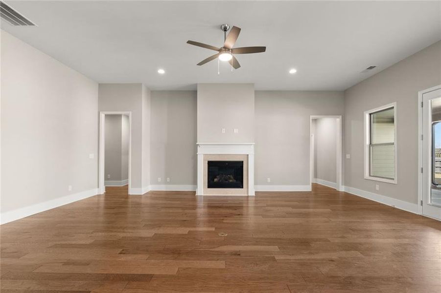 Spacious, unfurnished interior of a new home in Soleil Summit Chase, Snellville (Image 16).