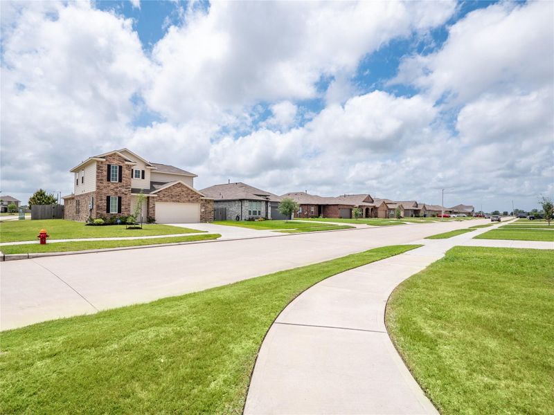 Community amenities in Pearlbrook, Texas City (Image 29).