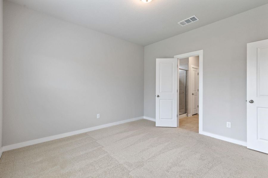 Spacious, unfurnished interior of a new home in Westridge Cove, Conroe (Image 17). Spacious, unfurnished interior of a new home in Westridge Cove, Conroe (Image 17).