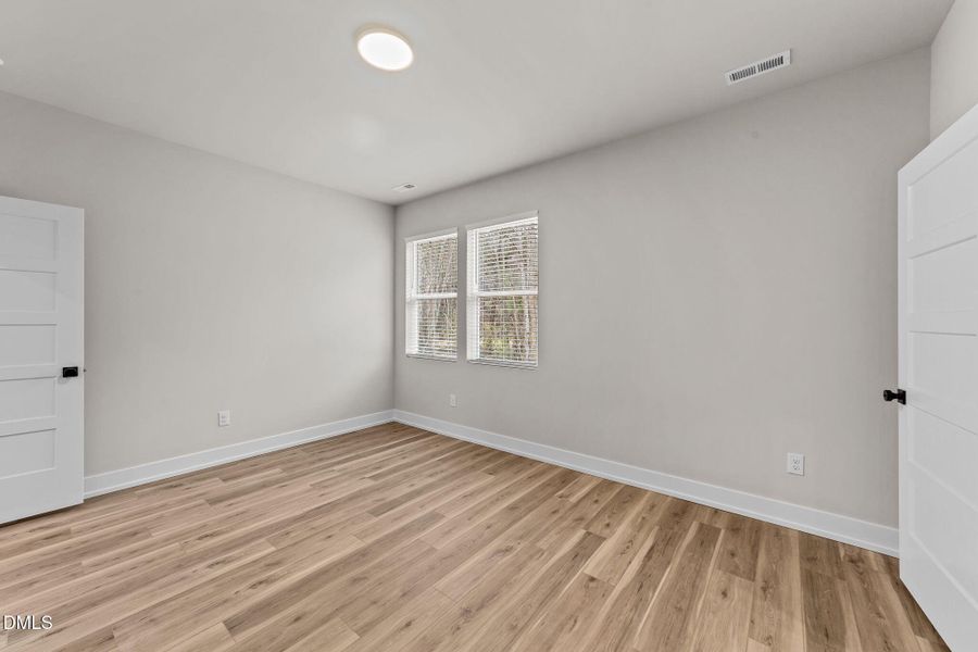 30-web-or-mls-VB4A5793