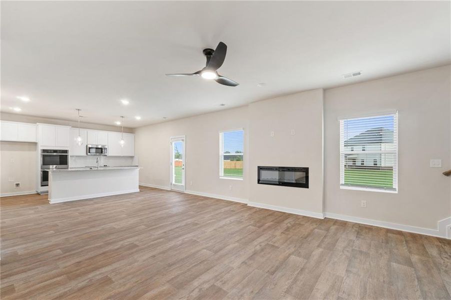 Spacious, unfurnished interior of a new home in Southern Hills, McDonough (Image 16). Spacious, unfurnished interior of a new home in Southern Hills, McDonough (Image 16).