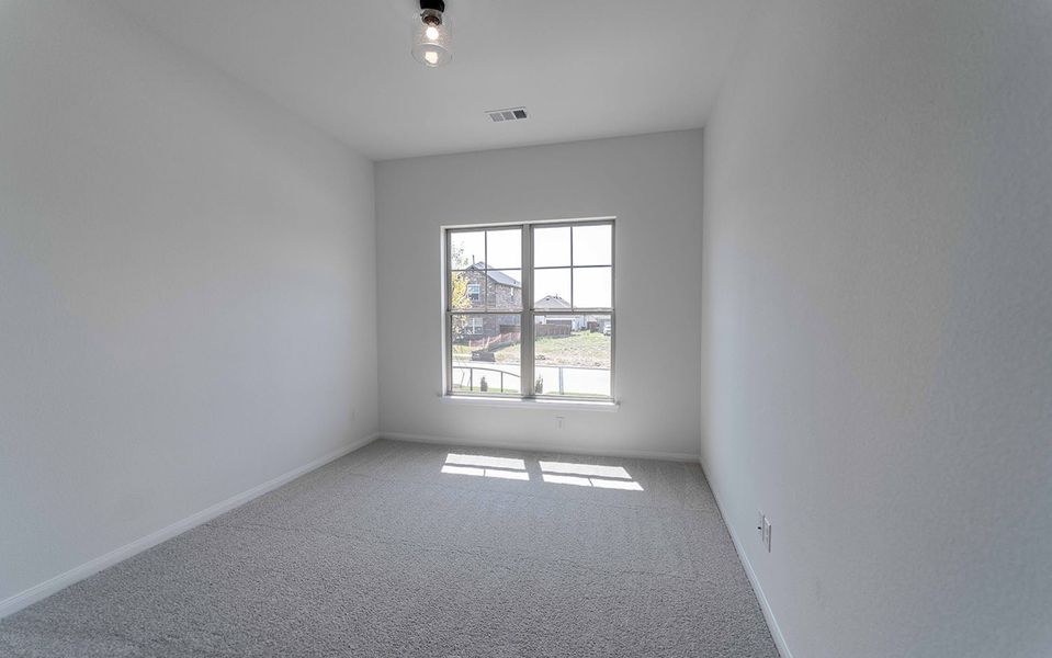 Spacious, unfurnished interior of a new home in Solterra, Mesquite (Image 37).