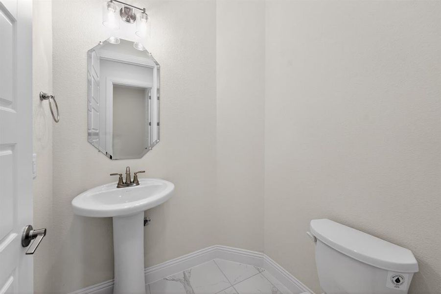 Furnished interior view inside a new home in Highland Crossing, Celina (Image 10).