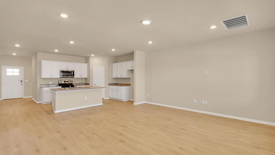 Image 28 of a home in Bar W Ranch.