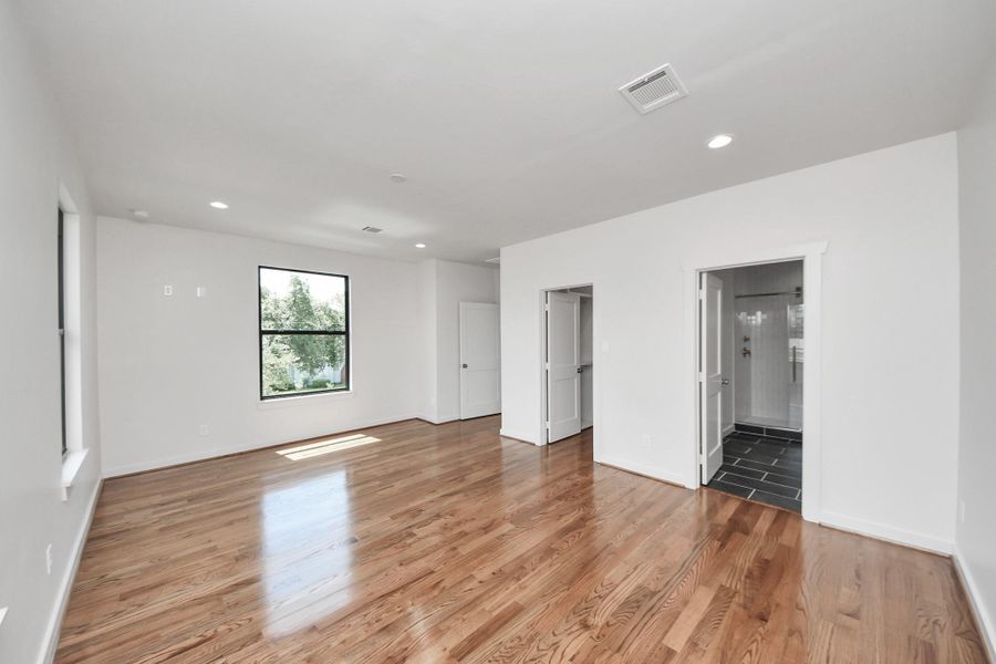 Primary bedroom Primary bedroom