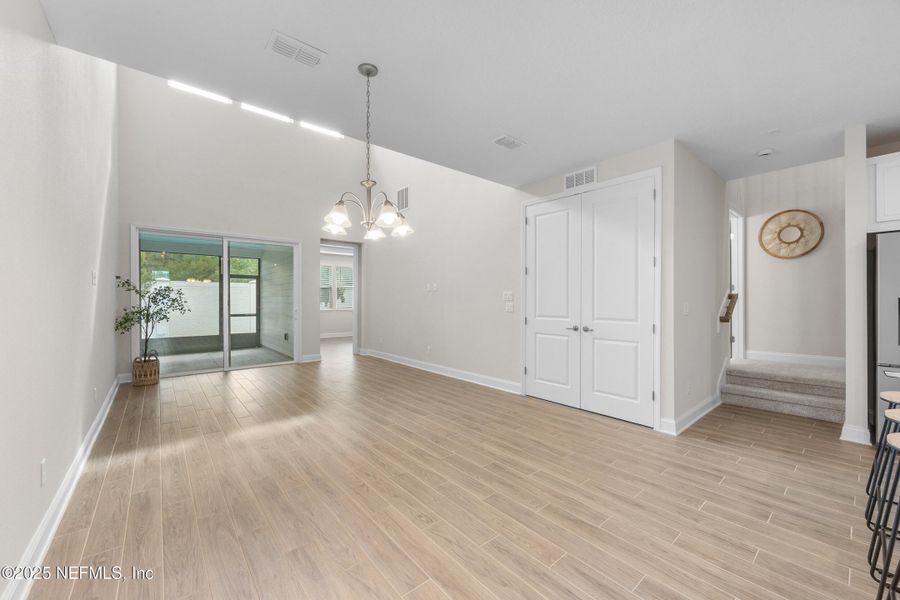 Spacious, unfurnished interior of a new home in , Jacksonville (Image 32).
