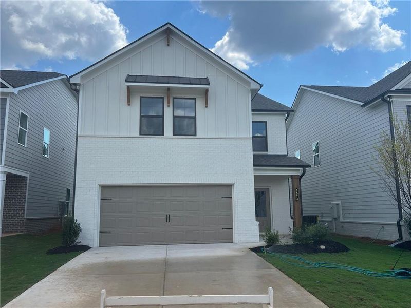 Image 21 of a home in Crofton Place Enclave.