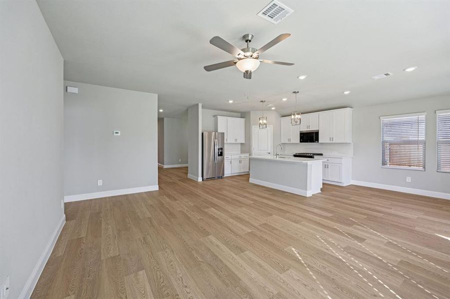 Photo is not of the actual home, but is an inspirational photo of builder’s model home and may depict options, furnishings, and/or decorator features that are not included.