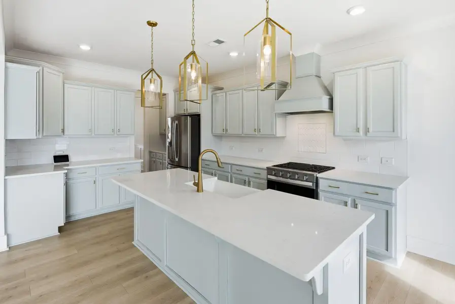 Furnished interior view inside a new home in , Ravenel (Image 5).