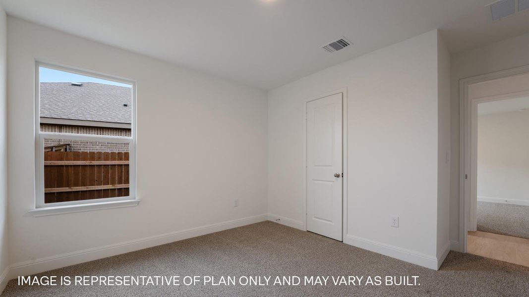 Spacious, unfurnished interior of a new home in Prairie Lakes, Buda (Image 16).