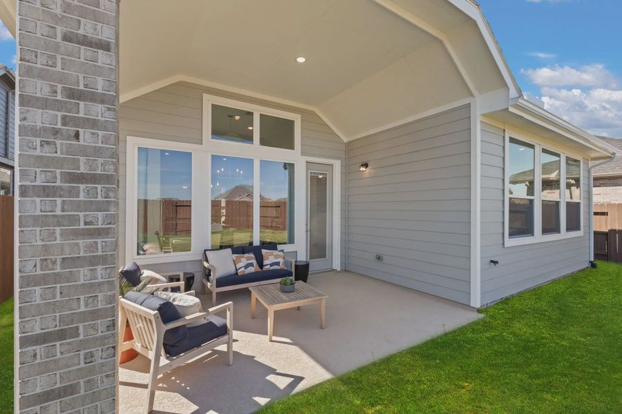 Representative exterior details of a home built from the Middleton by Chesmar Homes in Brookewater 45's, Rosenberg (Image 3).