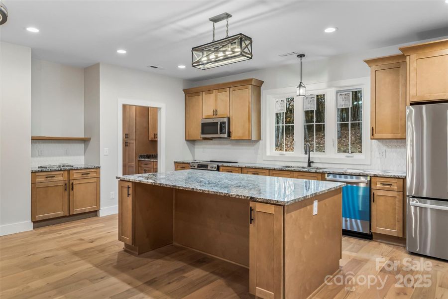 Furnished interior view inside a new home in , Nebo (Image 9).