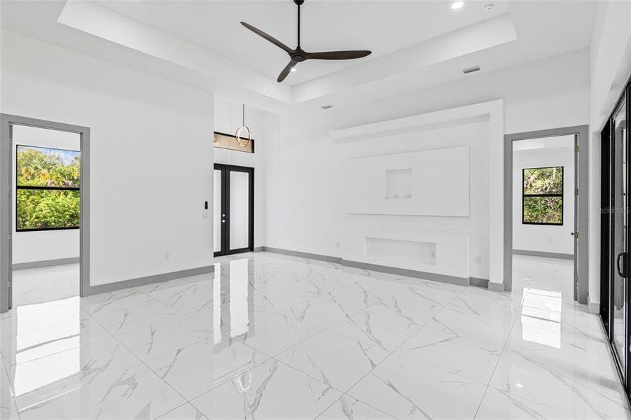 Spacious, unfurnished interior of a new home in , Port Charlotte (Image 36).