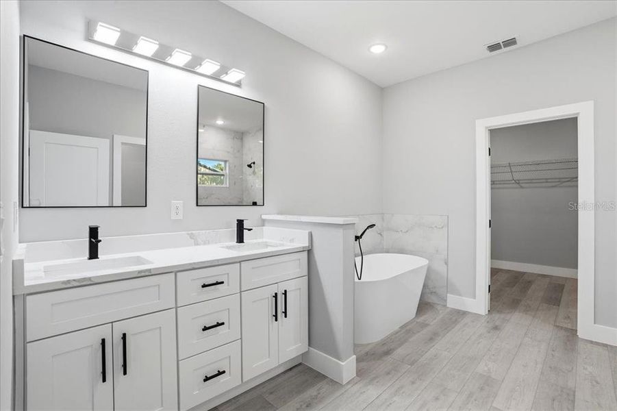 Furnished interior view inside a new home in , Port Charlotte (Image 13).