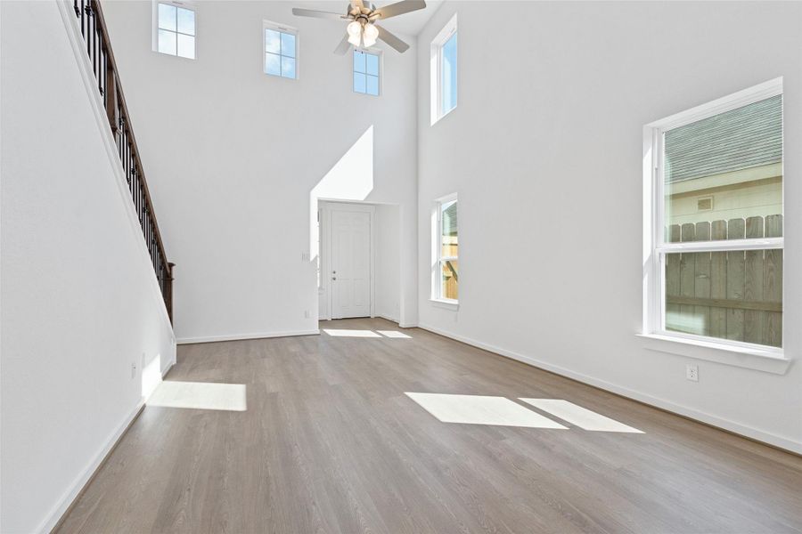 Spacious, unfurnished interior of a new home in Colony at Pinehurst, Pinehurst (Image 23).