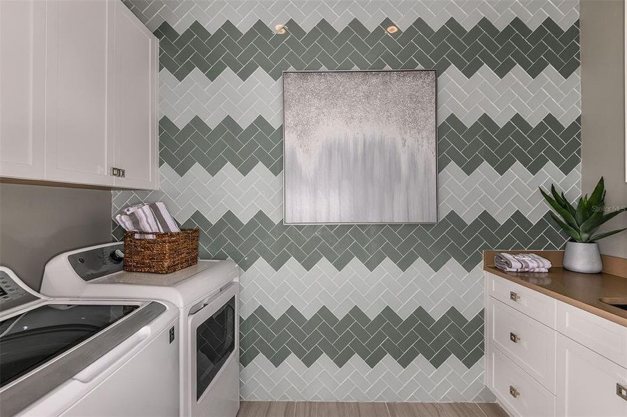 Furnished interior view inside a new home in Cresswind Lakewood Ranch, Lakewood Ranch (Image 29). Furnished interior view inside a new home in Cresswind Lakewood Ranch, Lakewood Ranch (Image 29).